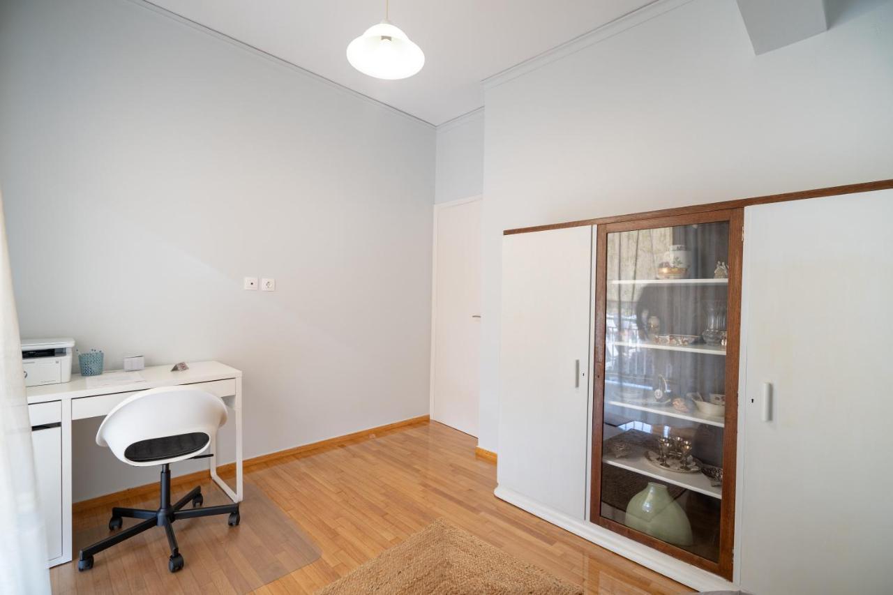 Agios Ioannis Metro St. 2 Bedrms 6 Pers. Apartment アテネ エクステリア 写真
