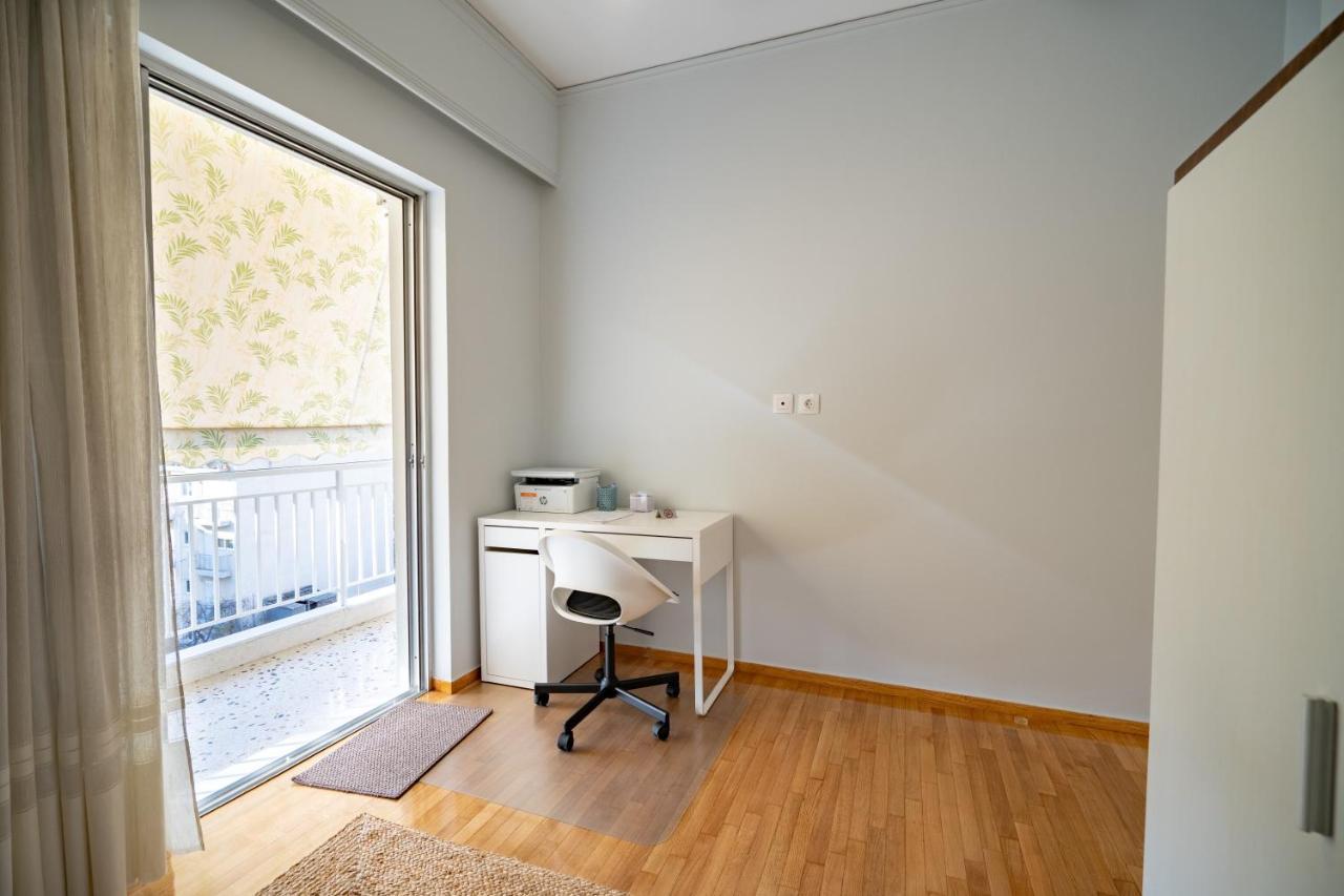Agios Ioannis Metro St. 2 Bedrms 6 Pers. Apartment アテネ エクステリア 写真